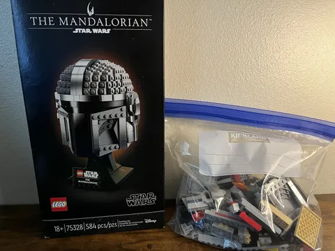 LEGO Star Wars The Mandalorian Helmet 75328 - Original Box - Discounted Project
