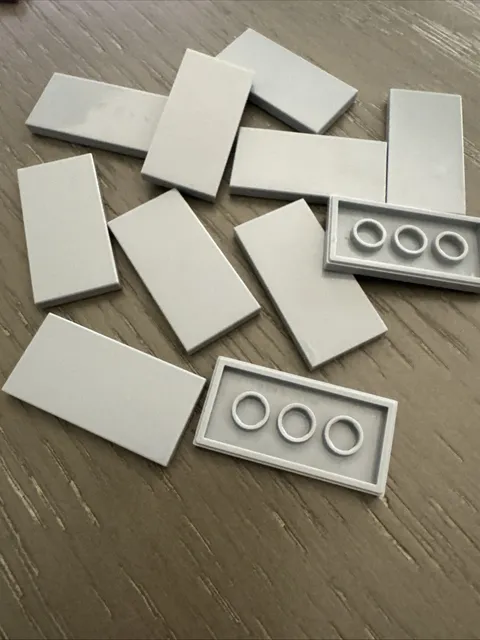 LEGO Tile 2 x 4 (87079 / 113479) 11 Pieces Light Gray