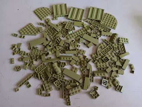 LEGO BULK LOT OF 230 OLIVE GREEN PLATES BRICKS SLOPES & SPECIALTY PIECES