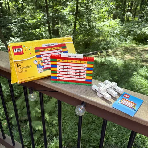 LEGO Brick Calendar (853195) Original Box and Instructions *No Minifigures*