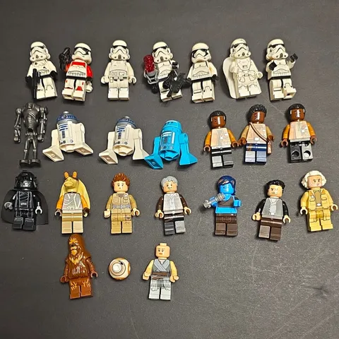 LEGO Star Wars Minifigure Mixed Lot BB-8 R2-D2 Finn Chewbacca Darth Vader (24)