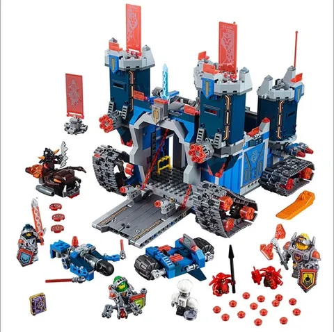 LEGO NEXO KNIGHTS: The Fortrex (70317)