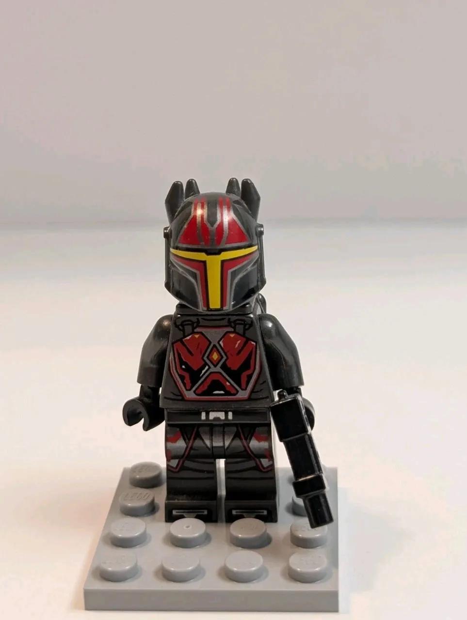 LEGO Star Wars Gar Saxon Minifigure  Mandalorian Starfighter 75316