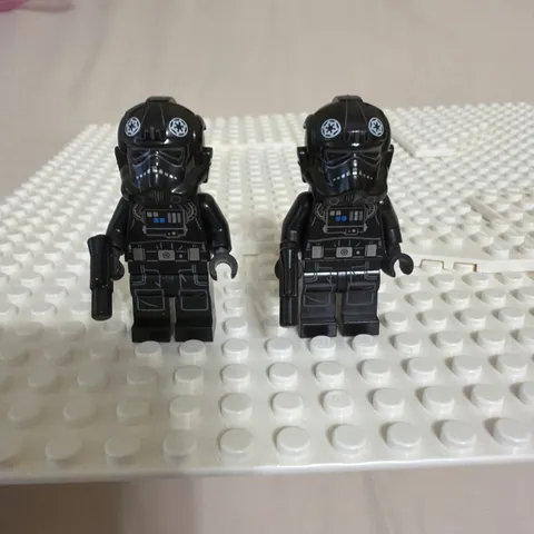 LEGO Star Wars Imperial TIE Fighter Pilot Minifigure 75348 TIE Interceptor NEW