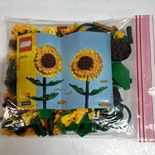 LEGO Botanicals Sunflowers 40524 with Manual-2 Sets Combined.