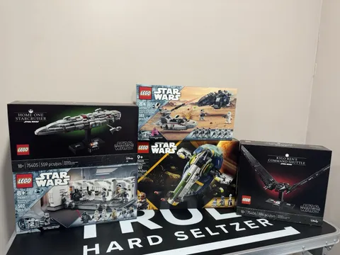 lego lot star wars set (sealed)