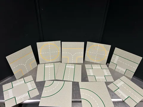 Vintage LEGO Space Lunar Landing Pad & Runway Baseplates 32x32 Lot Of 12
