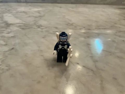 LEGO Minifigure Boomerang from Marvel set 76350 Spider-Man vs. Hulk Epic Clash