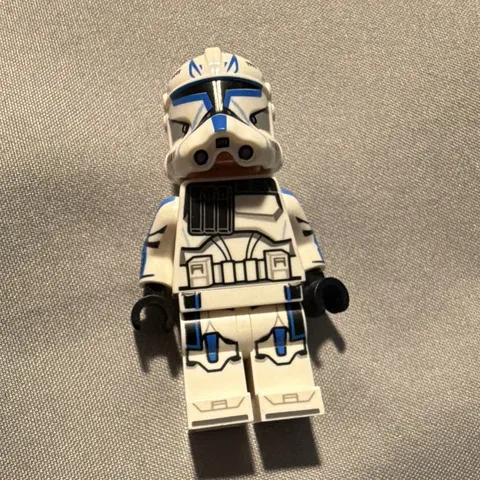 LEGO Star Wars Clone Trooper Minifigure w/ Helmet & 2 Black Blasters