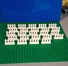 LEGO White Picket Fence (Part 33303), measuring 1 x 4 x 2 studs. 24 Pieces