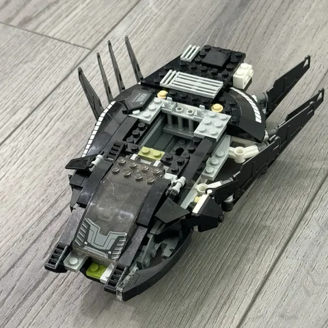 LEGO Marvel Black Panther ROYAL TALON FIGHTER ATTACK #76100 NOT Complete ASIS