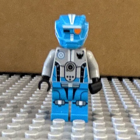 LEGO Minifigure Blue Robot with Blue Helmet Gray/White Torso Blue Legs