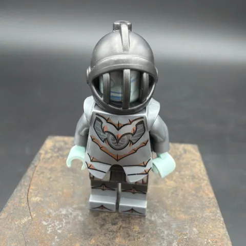 Lego Collectible Minifigure Series 19 Fright Knight Minifigure  col343 READ