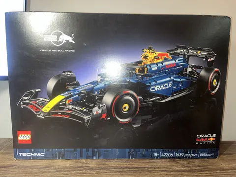 LEGO TECHNIC: Oracle Red Bull Racing RB20 F1 Car (42206) Factory Sealed