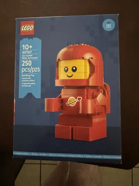 Lego 40767 Up-Scaled Baby Astronaut  NEW & SEALED  WP/LIMITED FREE SHIPPING