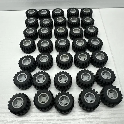 Lego 35 Wheels 21x12mm Black Tire Offset Tread Light Bluish Gray Rims