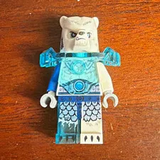 LEGO White Bear/Wolf Minifigure w/ Blue Ice Armor Shoulder Pieces