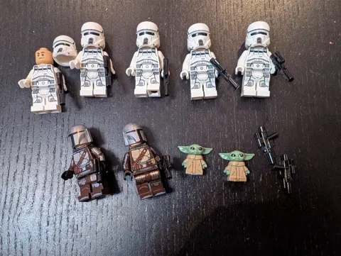 Lego Star Wars Imperial Remnant AT-RT Driver, Grogu and The Mandalorian