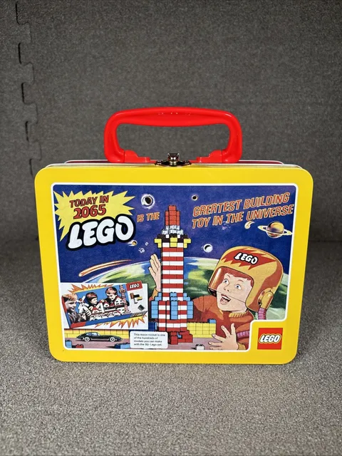 New LEGO 5007331 VIP Exclusive Collectible Retro Tin Lunchbox