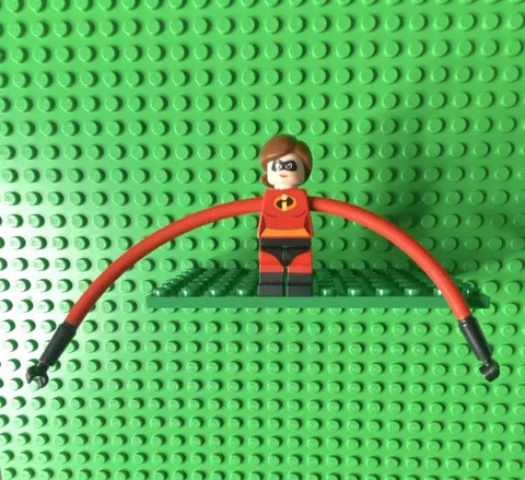LEGO Elastigirl The Incredibles Minifigure Stretch Arms 10759