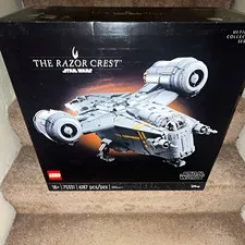 LEGO Star Wars UCS The Razor Crest 75331 Complete Set 6187 pcs18+ Factory Sealed