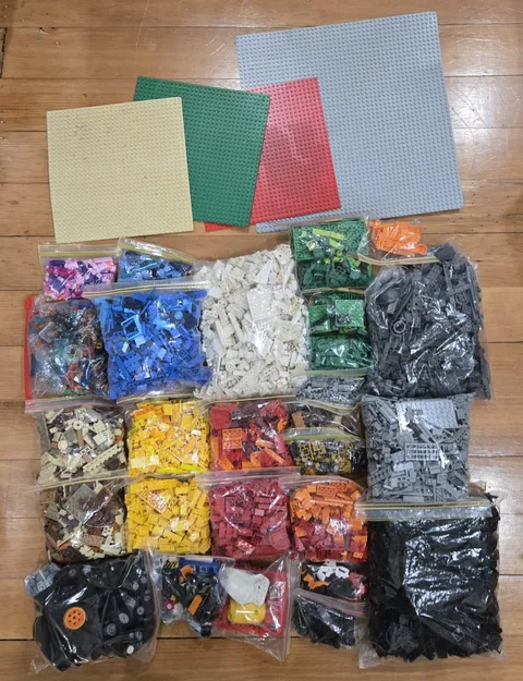 LEGO Mixed Bulk Lot - Bricks & Plates, Multi-Colour Parts w/ Baseplates (7kgs)