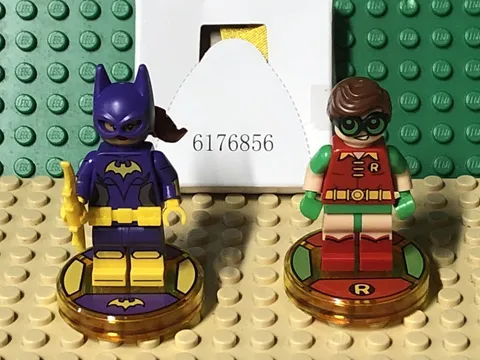 LEGO DIMENSIONS BATMAN MOVIE Robin and Batgirl Minifigures