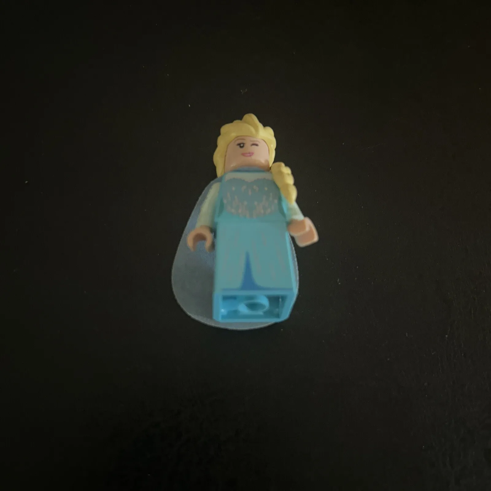 Lego Disney Series 2 Frozen Elsa Minifigure #9 71024 - Queen