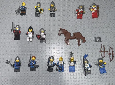 LEGO Castle Knights Minifigures Lot - 15 Minifigures Various Factions Kingdoms