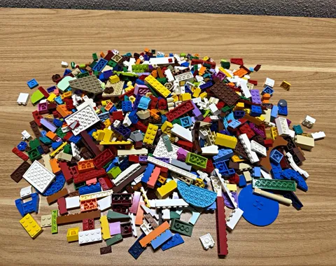 100% Genuine LEGO Parts & Pieces Bulk Lot Mixed Colors 2 lb