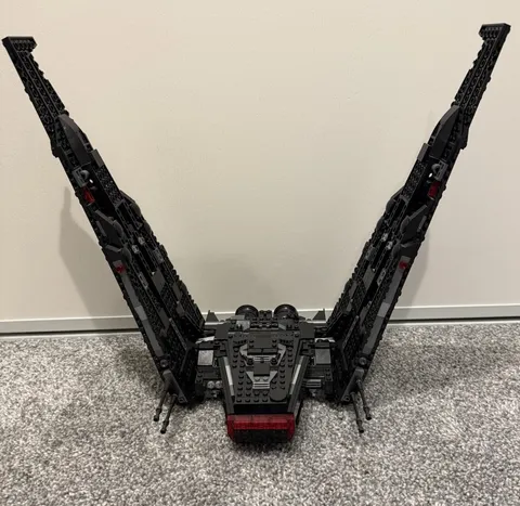 LEGO Star Wars: Kylo Ren's Shuttle (75256) Loose Shuttle No Minifigures Sequels