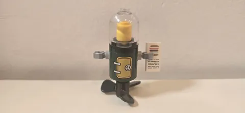 2011 Lego Heroic Heroes of the Deep - Plankton  bob027 Minifig - No Head