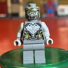 Lego Marvel Super Heroes Chitauri Minifigure sh730.