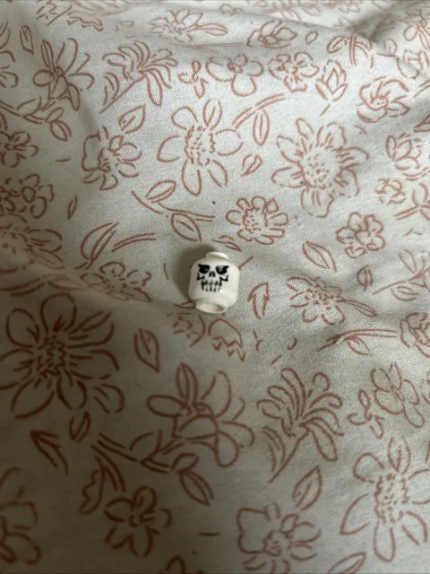 LEGO - Minifig, Head Skull Evil with Eyebrows, Black Print Pattern - 3626bpx115