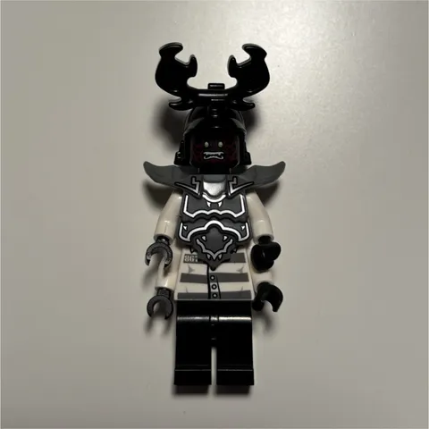 LEGO Ninjago Minifigure Giant Stone Warrior w/ Black Horned Antler Helmet