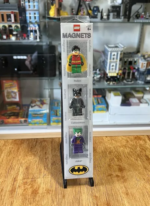 New LEGO Batman DC Minifigure Magnet Set 4493781 Robin Catwoman Joker 851689