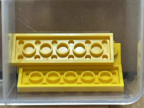 LEGO Parts - Yellow Plate 2 x 6 - No 3795 - QTY 5