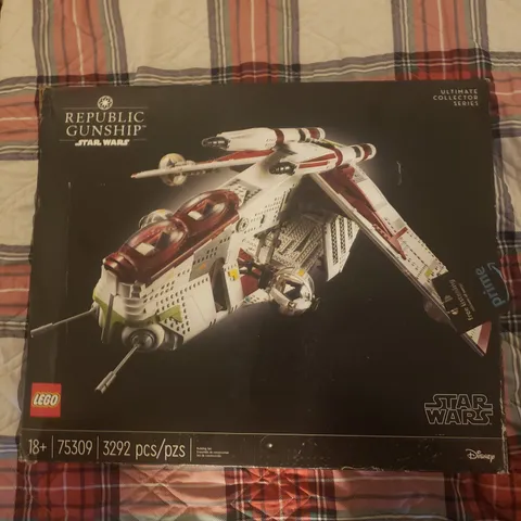 LEGO Star Wars UCS Republic Gunship 75309 Complete Set 3292 pcs 18+ Box