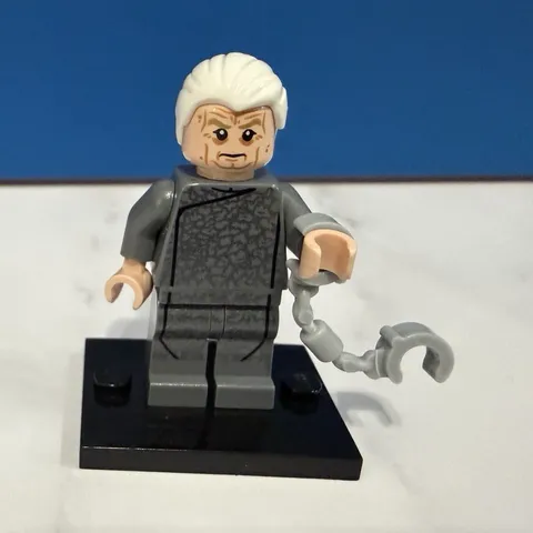 LEGO Chancellor Palpatine Star Wars Revenge of the Sith Minifigure 75044