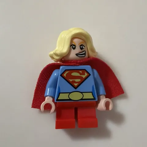 LEGO - Super Heroes - Super Girl - Mini Figure - Short Legs
