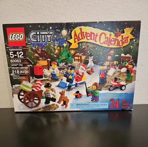 LEGO CITY: City Advent Calendar (60063) New & Sealed