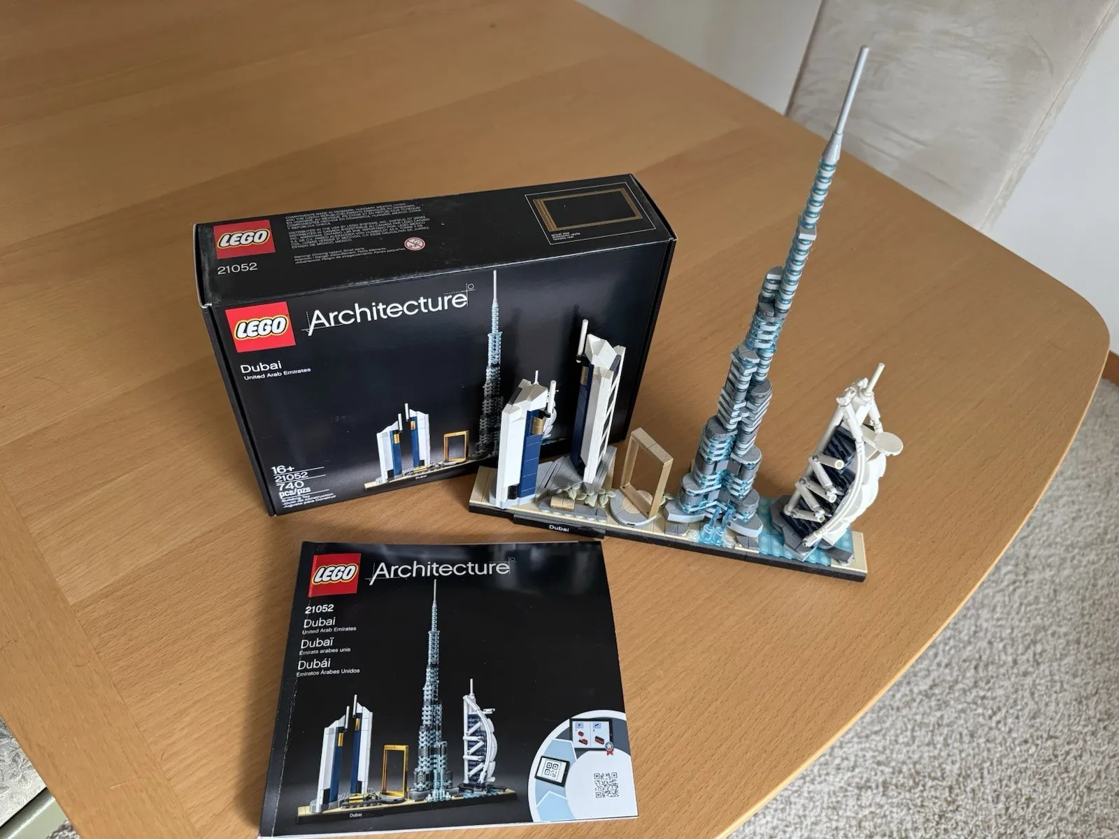 LEGO ARCHITECTURE: Dubai (21052)