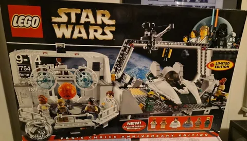 New LEGO Star Wars: Home One Mon Calamari (7754) Brand New Sealed 10th Ann.
