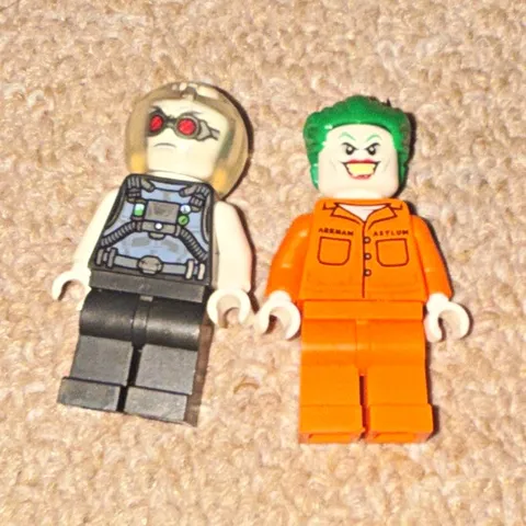 LEGO Minifigures lot of 2: The Joker & Mr.Freeze, plastic, 2 pcs