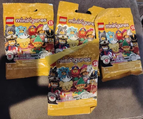 Lego Minifigures Series 23 Blind Bags *Lot of 4* Sealed
