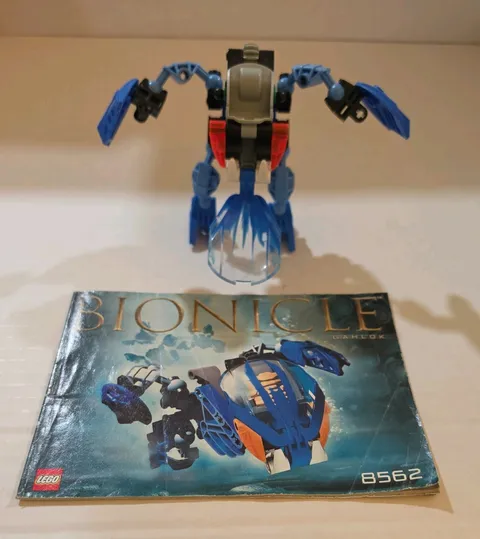 LEGO BIONICLE: Gahlok (8562) - Complete with Manual (No Krana/box) - EXCELLENT!