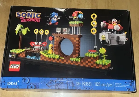 LEGO Ideas Sonic the Hedgehog Green Hill Zone 21331 Brand New w/FREE SHIPPING!!!