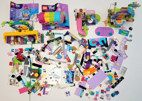 Lego Trolls World Tour Rainbow Caterbus Tree House Jungle Mixed Lot Partial READ
