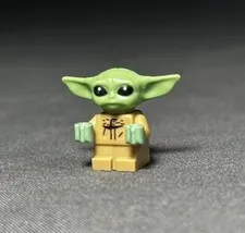 x2 LEGO NEW Grogu The Child Baby Yoda Minifigure Star Wars Mandalorian SW1113