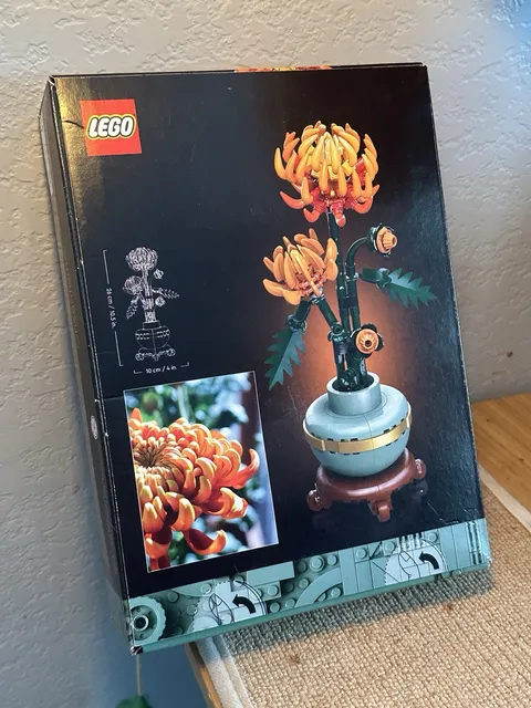LEGO Botanicals Chrysanthemum 10368 UNOPENED